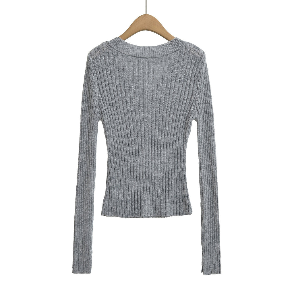 V-neck long sleeved elastic slim fit top