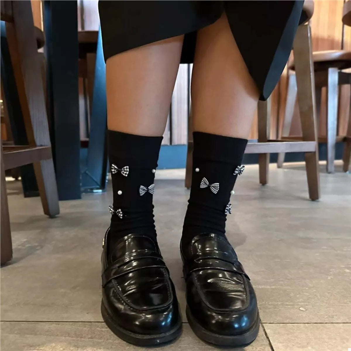 Pearl Detail Bow Crew Socks