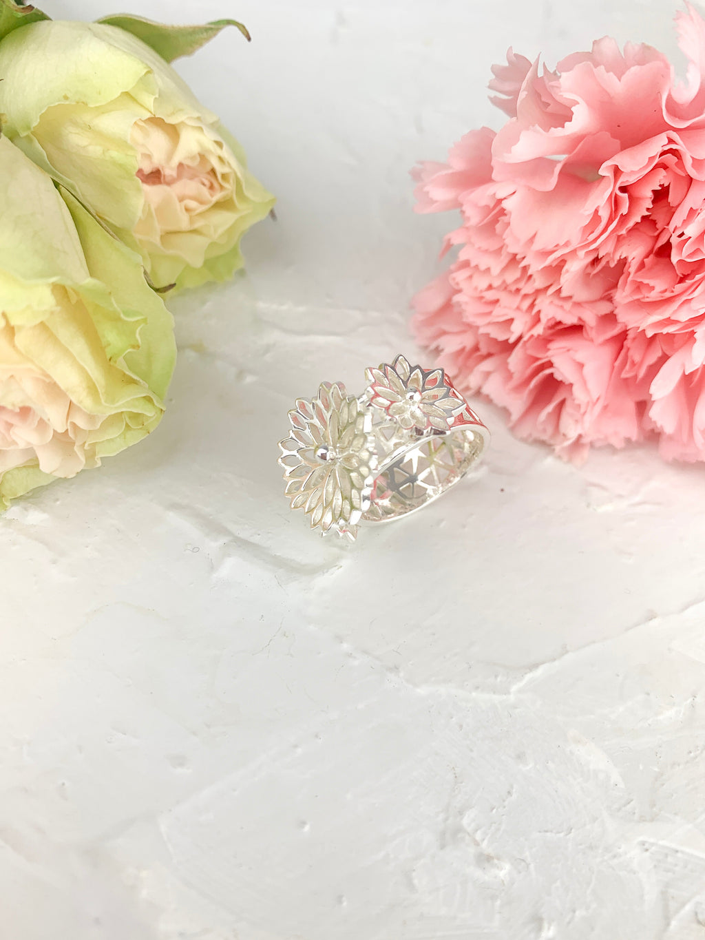 Big Bouquet Filigree Ring